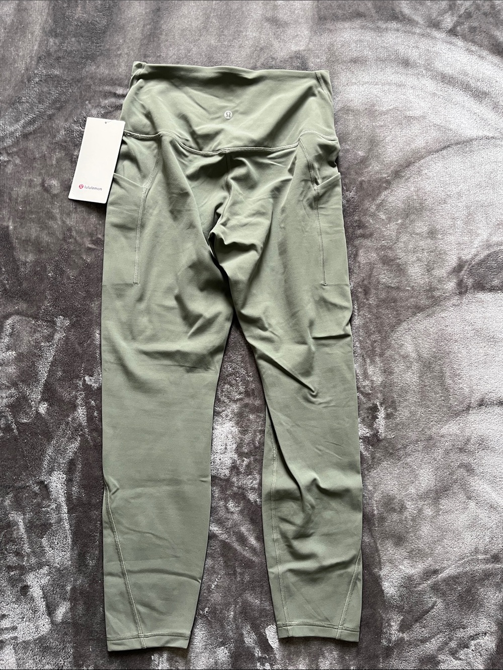 🆕 Lululemon Align HR pant 25” *Pockets in Willow Leaf, size 8